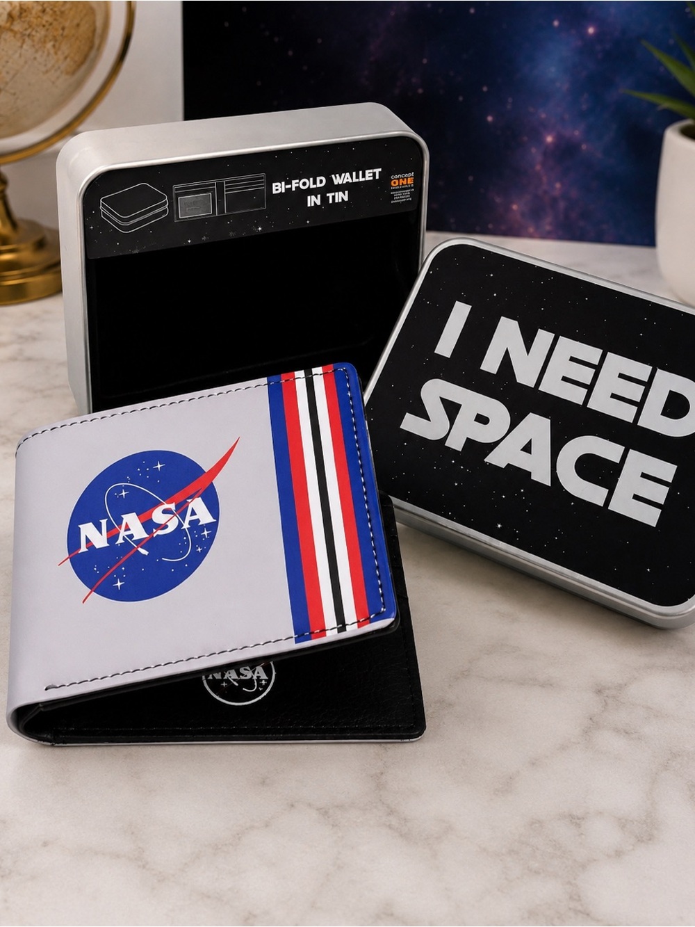 Concept One NASA Logo Bifold Wallet I Need Space Tin NAMS0001 New